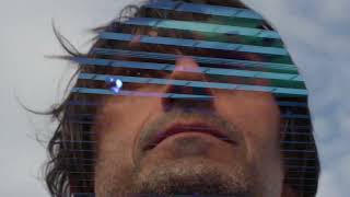 MOM.CHILL - Talking to Giants (Excerpt)